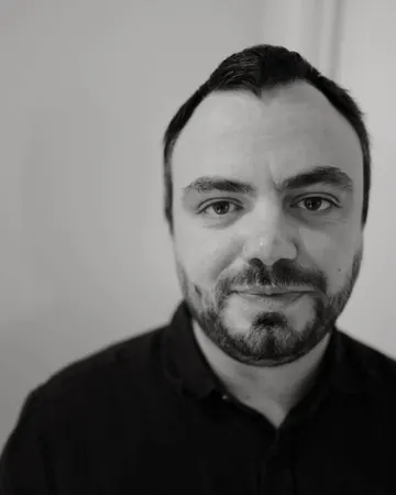 Black and white portrait of Carl Beswick